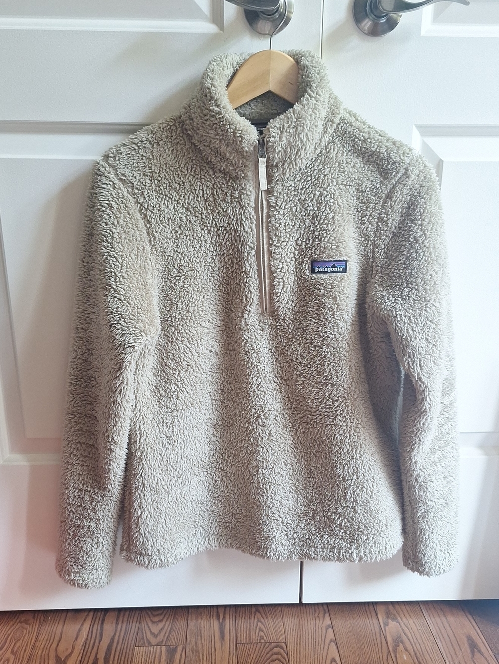 Patagonia Women's Beige Los Gatos Quarter-Zip Fleece Sweater